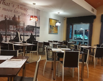 fotografía  Restaurante Pizzeria Vesubio Pizzería en Los Barrios