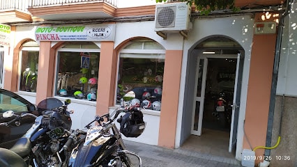 fotografía  Riderspiel Tienda de repuestos para motos en Ubrique