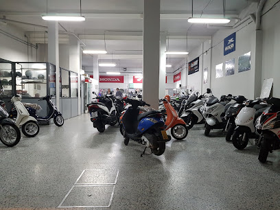 fotografía  Ruiz - Herrera Motos y Bicicletas Taller de reparación de motos en El Puerto de Sta María