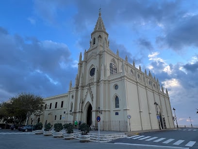 fotografía  Santuario de Nuestra Señora de Regla de Chipiona Santuario en Chipiona