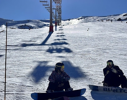 Snow Riders Academy Escuela de esquí