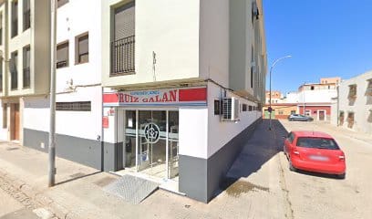 fotografía  Supermercados Ruiz Galán Supermercado en La Línea de la Concepción