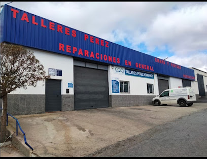 TALLERES Y GRUAS PEREZ HERMANOS CULLAR Taller de automóviles