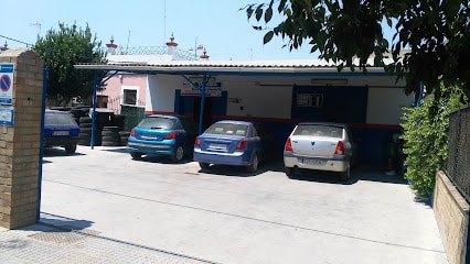 fotografía  Talleres San Jerónimo Hermanos Fernández S.L. Taller de reparación de automóviles en Jerez de la Frontera