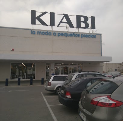 fotografía  Tienda Kiabi PUERTO REAL - BAHÍA DE CÁDIZ Tienda de ropa en Poligono Tres Caminos