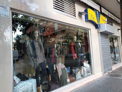 fotografía  Tienda Mari Carmen Tienda de ropa de mujer en Cádiz