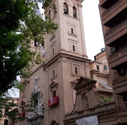 Tienda de Trajes de Novios y Sastrería González Sastre