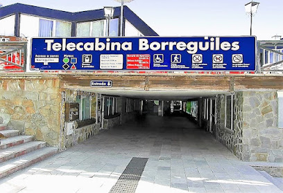 Todosierranevada -Zona Baja - Junto a los telecabinas