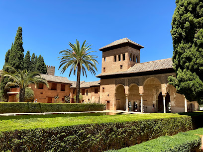 Torre de las Damas Lugar de interés histórico