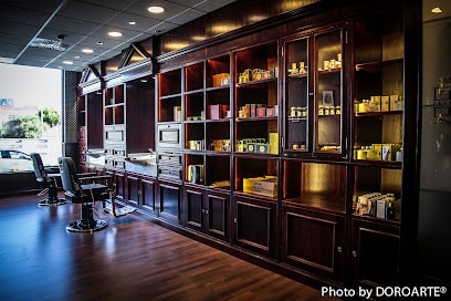 fotografía  Trafalgar barber Sotogrande Barbería en San Roque