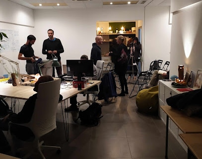 Tropi Coworking Espacio de coworking