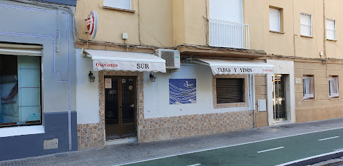 fotografía VINOS Y TAPAS SUR Bar de tapas en Cádiz