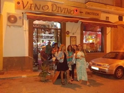 fotografía  Vino Divino Tienda de vinos en Tarifa