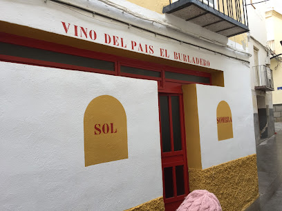 Vino del país “El Burladero “ Bar restaurante