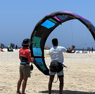 fotografía  Wayüu Kitesurfschool Tarifa Escuela de surf en Tarifa