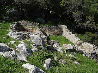 fotografía  Yacimiento romano de Ocuri Lugar de interés histórico en Ubrique