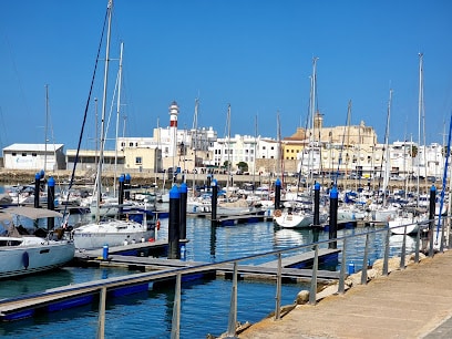 fotografía  restauraciones asdrubal Puerto deportivo en Rota